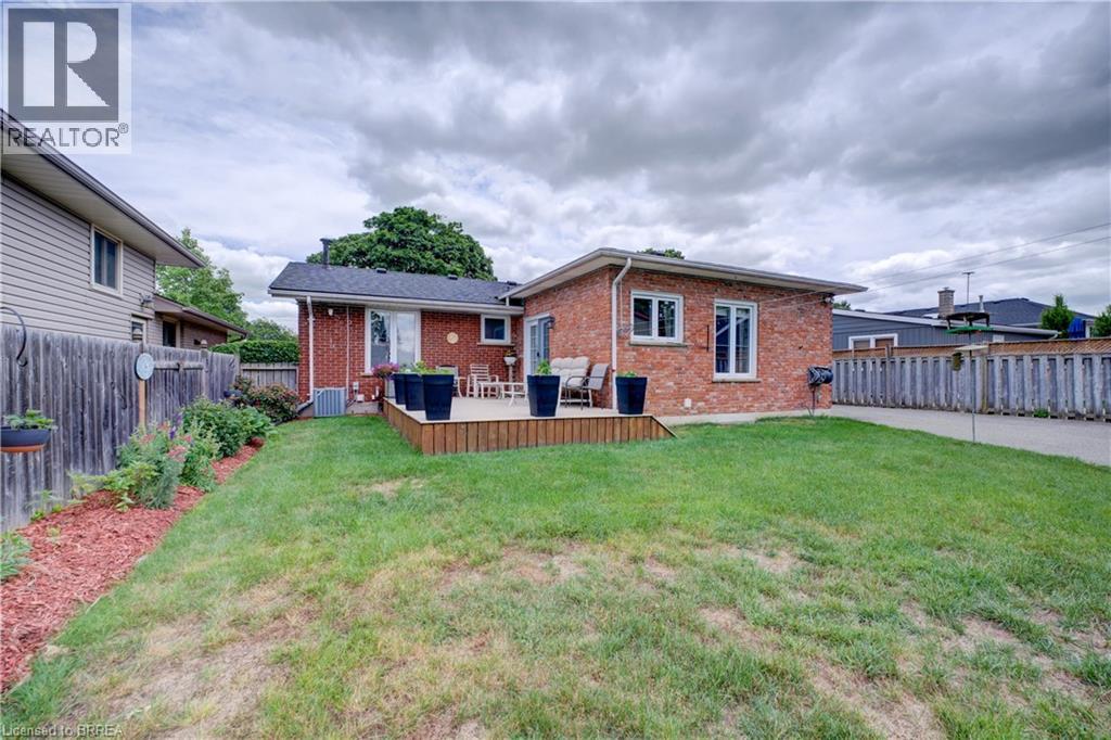 83 EVELYN Street - 35