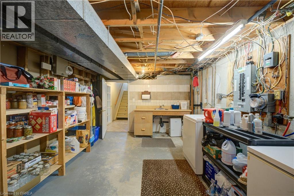 83 EVELYN Street - 30