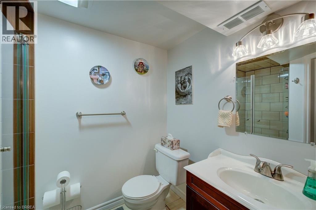 83 EVELYN Street - 26