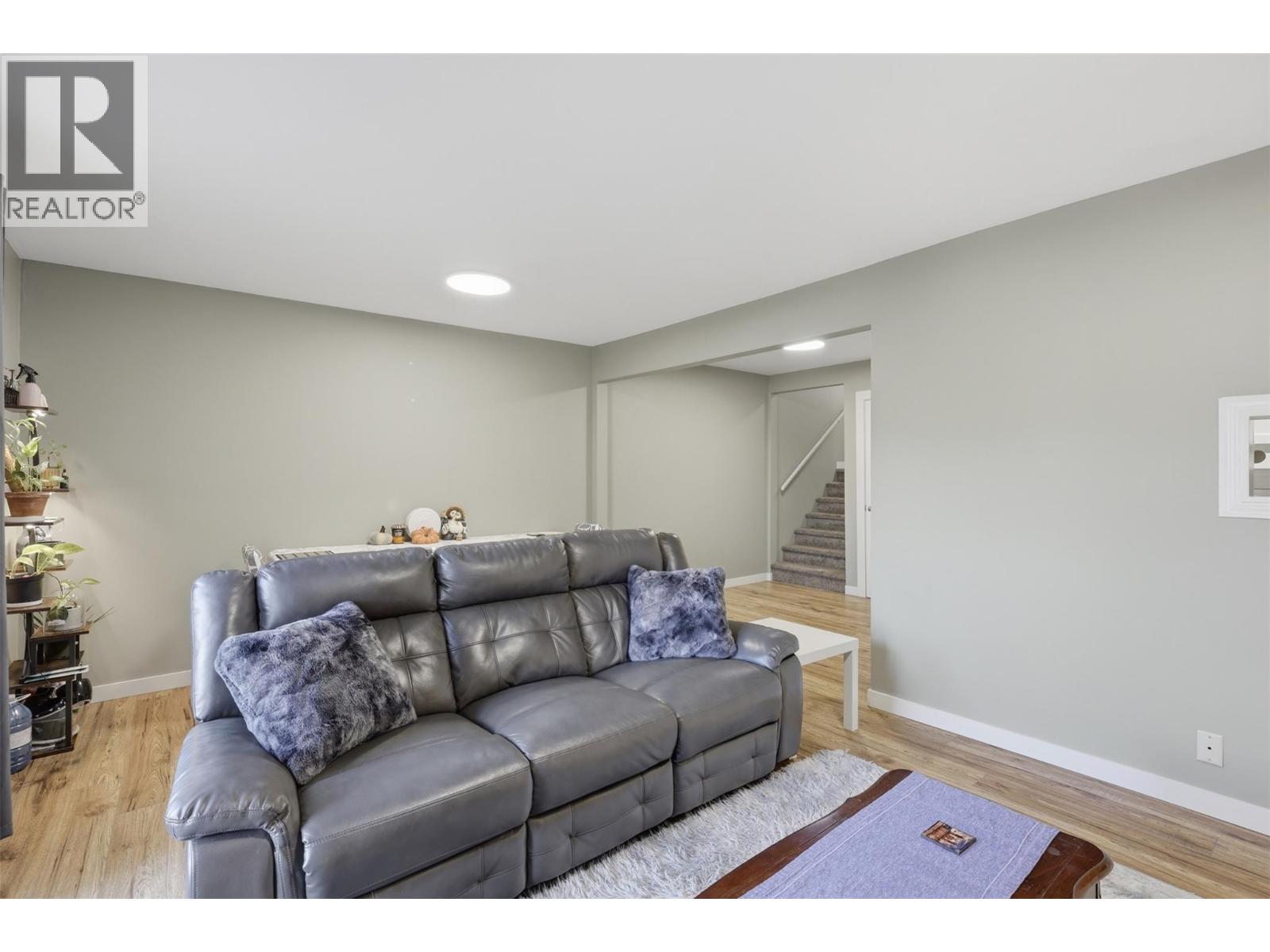 #309 1780 Springview Place - 24