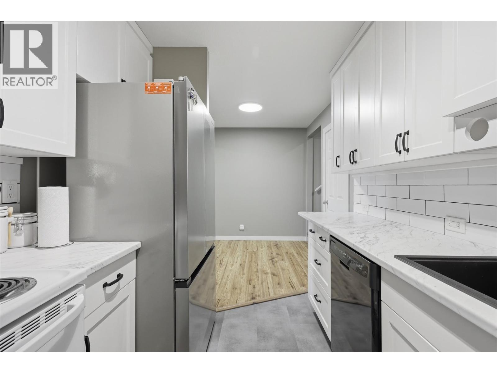 #309 1780 Springview Place - 28