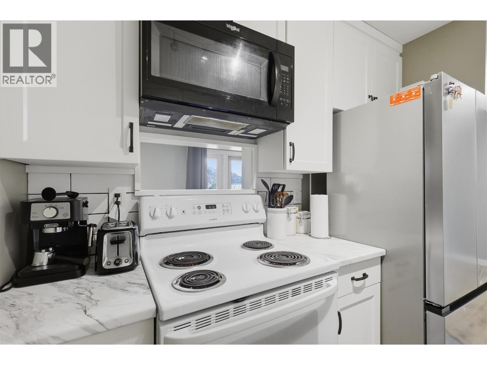 #309 1780 Springview Place - 27