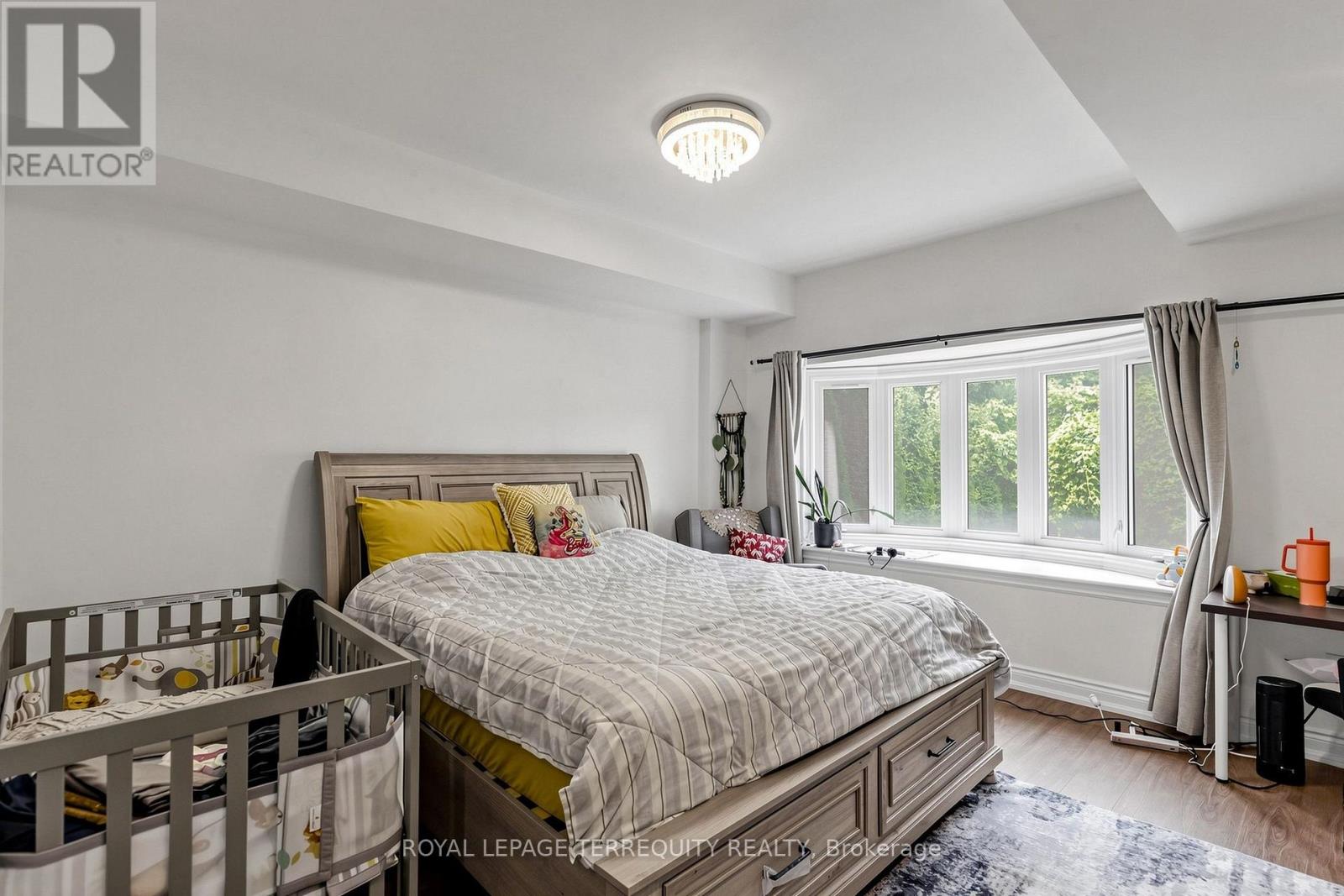 #12 1815 FAIRPORT ROAD - 40