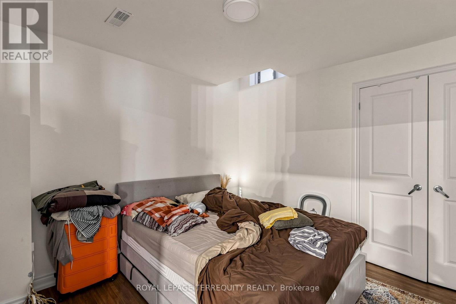 #12 1815 FAIRPORT ROAD - 43