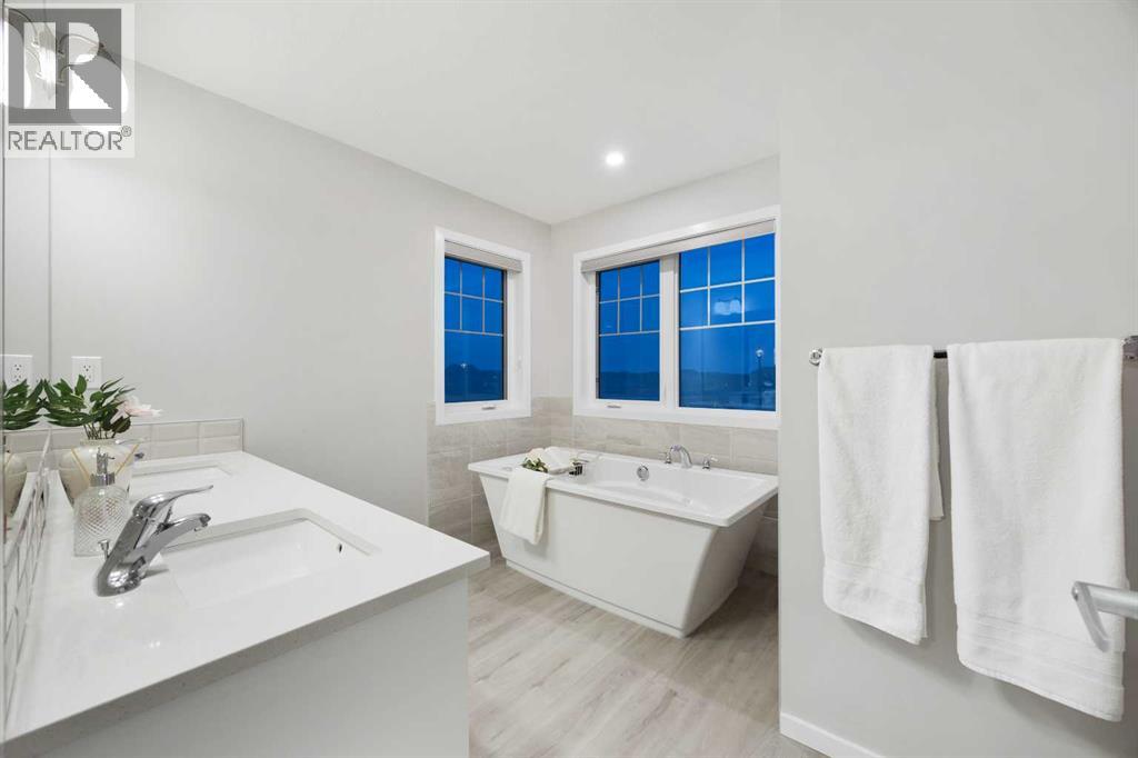 567 Osborne Drive SW - 33