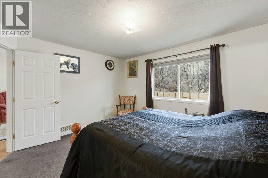 #18 115 REDWING Place - 23