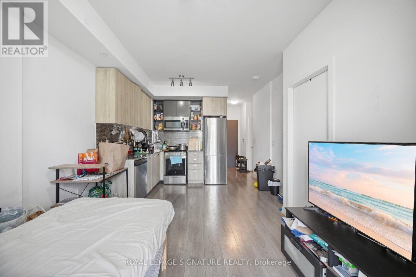 #615 10 DE BOERS DRIVE - 15