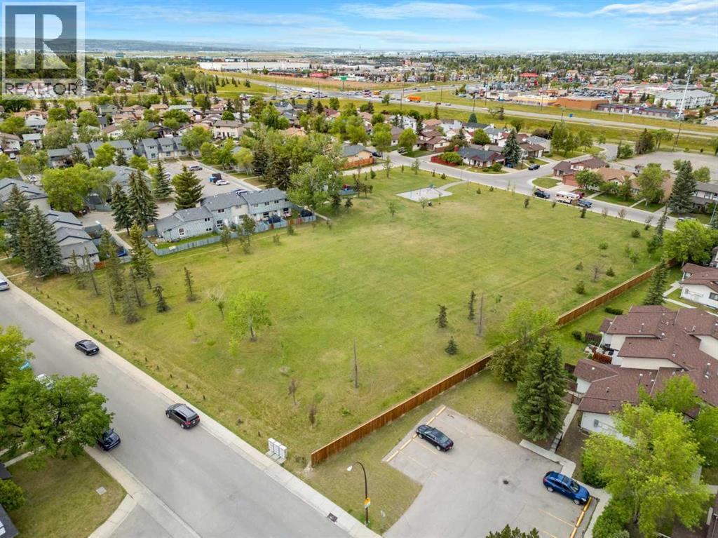 118 Somervale Point SW - 43
