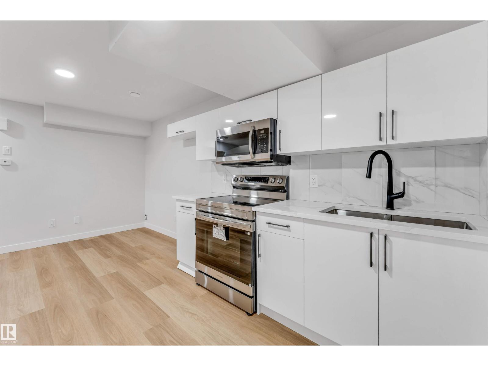 1714 27 st. NW - Image 36