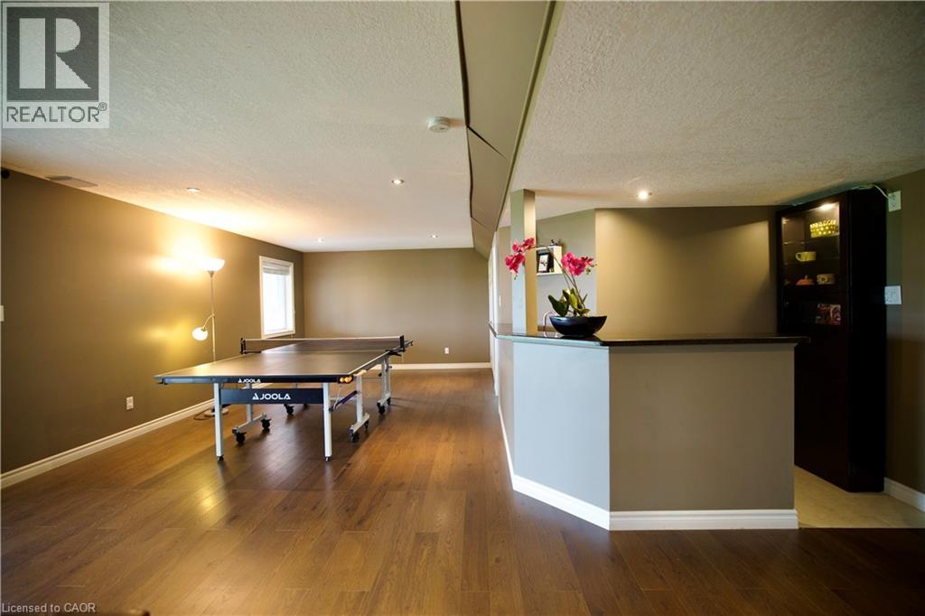 704 ZURICH Drive - 41
