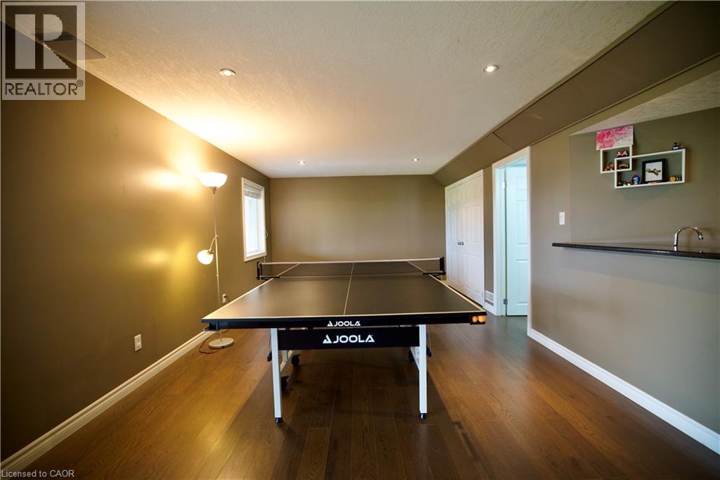 704 ZURICH Drive - 42