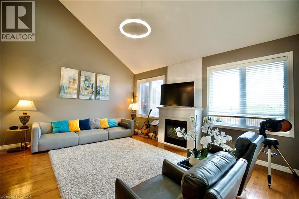 704 ZURICH Drive - 8