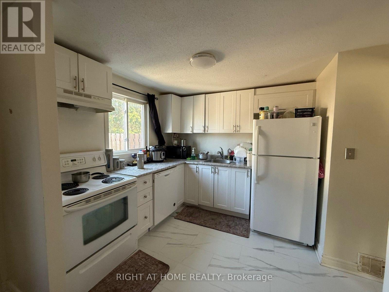 #B 1552 BEAVERPOND DRIVE - 4