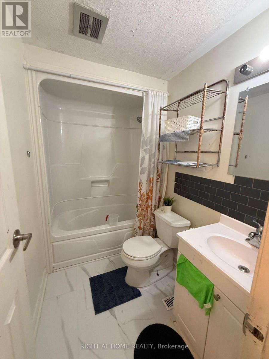 #B 1552 BEAVERPOND DRIVE - 9