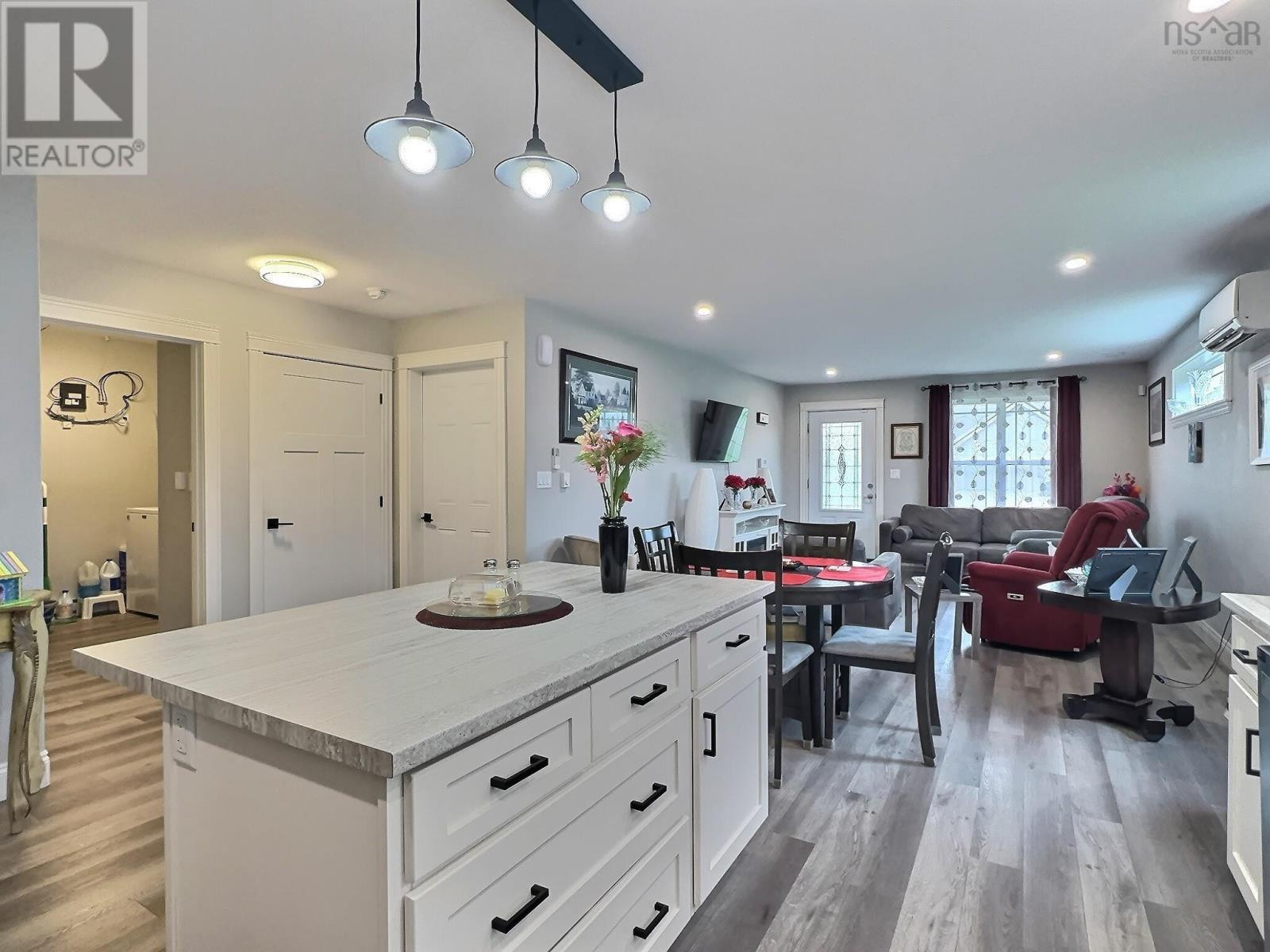 24 Eagleview Drive - 6