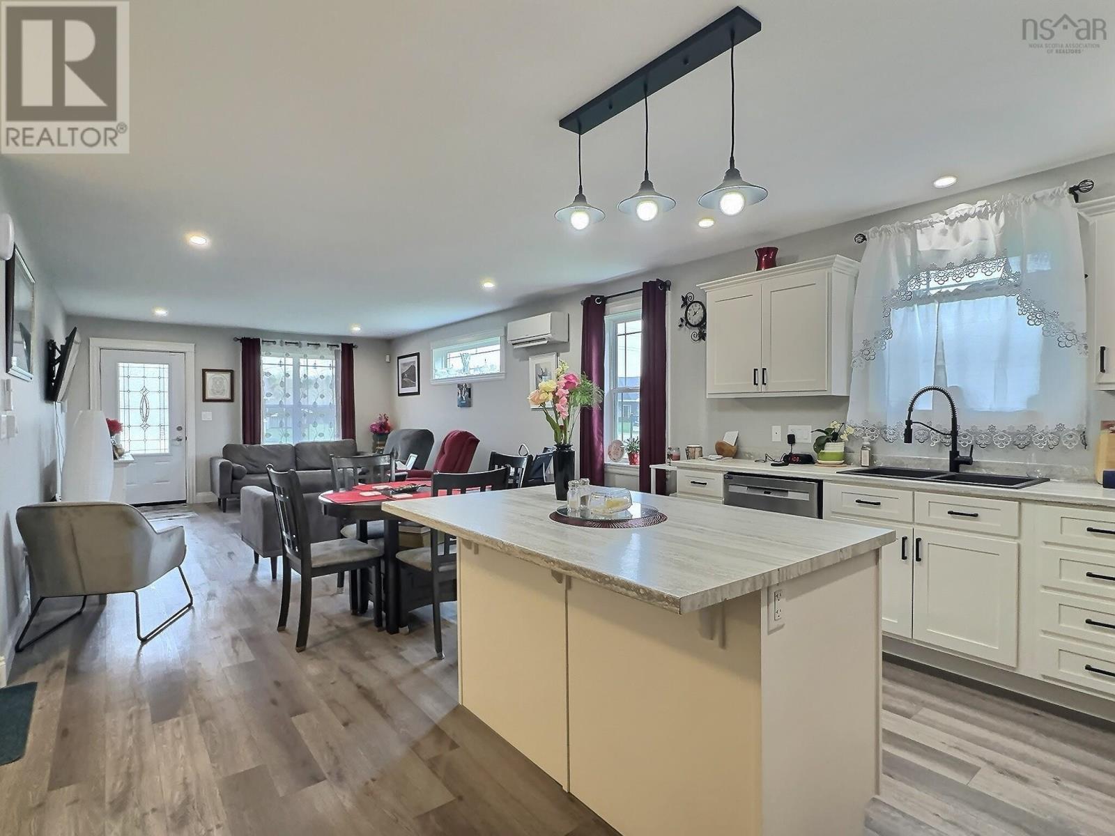 24 Eagleview Drive - 7