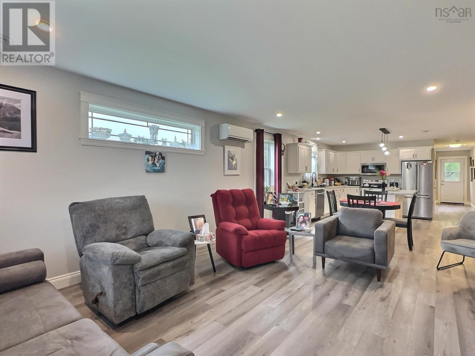 24 Eagleview Drive - 9