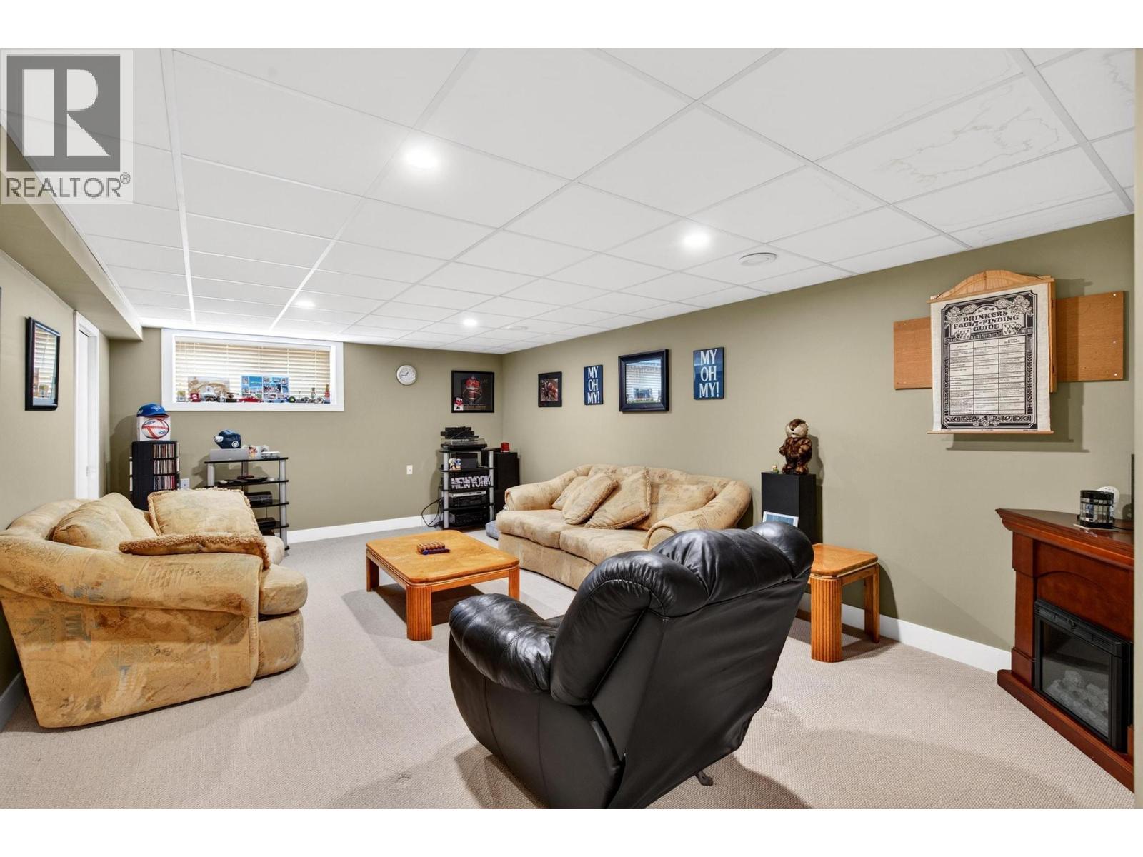 1673 Kloppenburg Road - 33