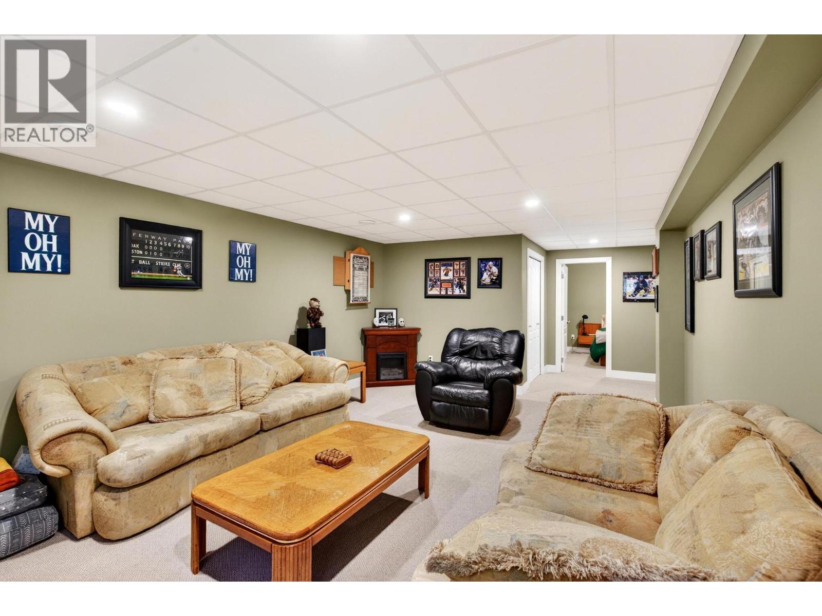 1673 Kloppenburg Road - 34