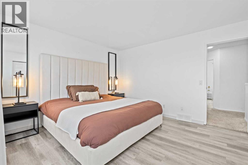 146 Erin Road SE - 12