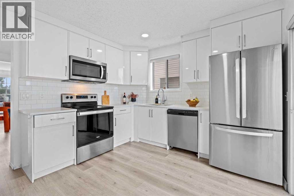 146 Erin Road SE - 7