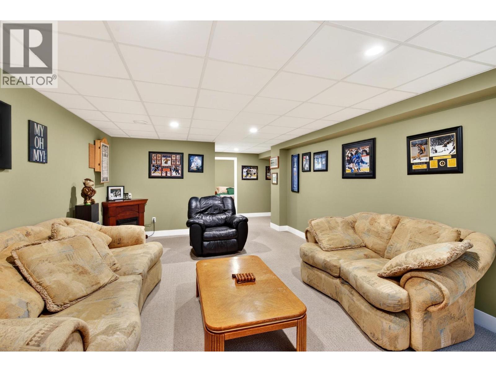 1673 Kloppenburg Road - 35