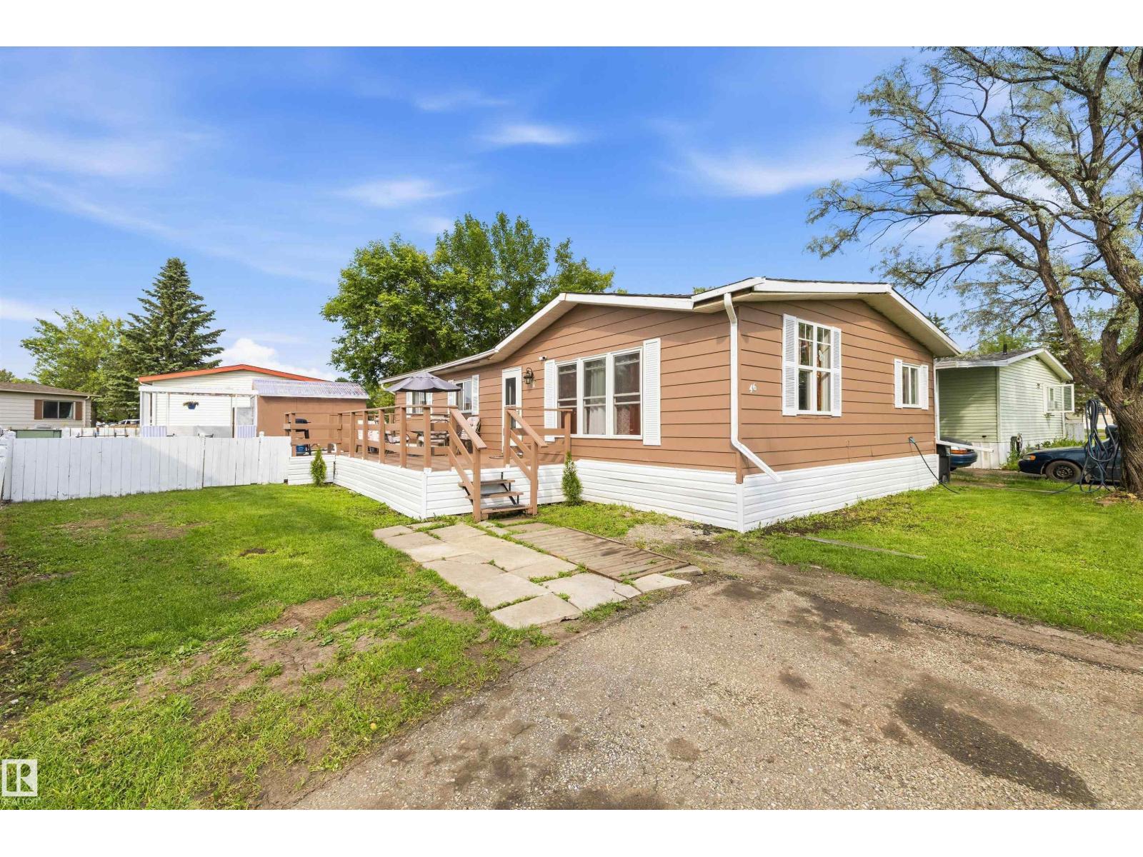 46 Maple TC NW - 1