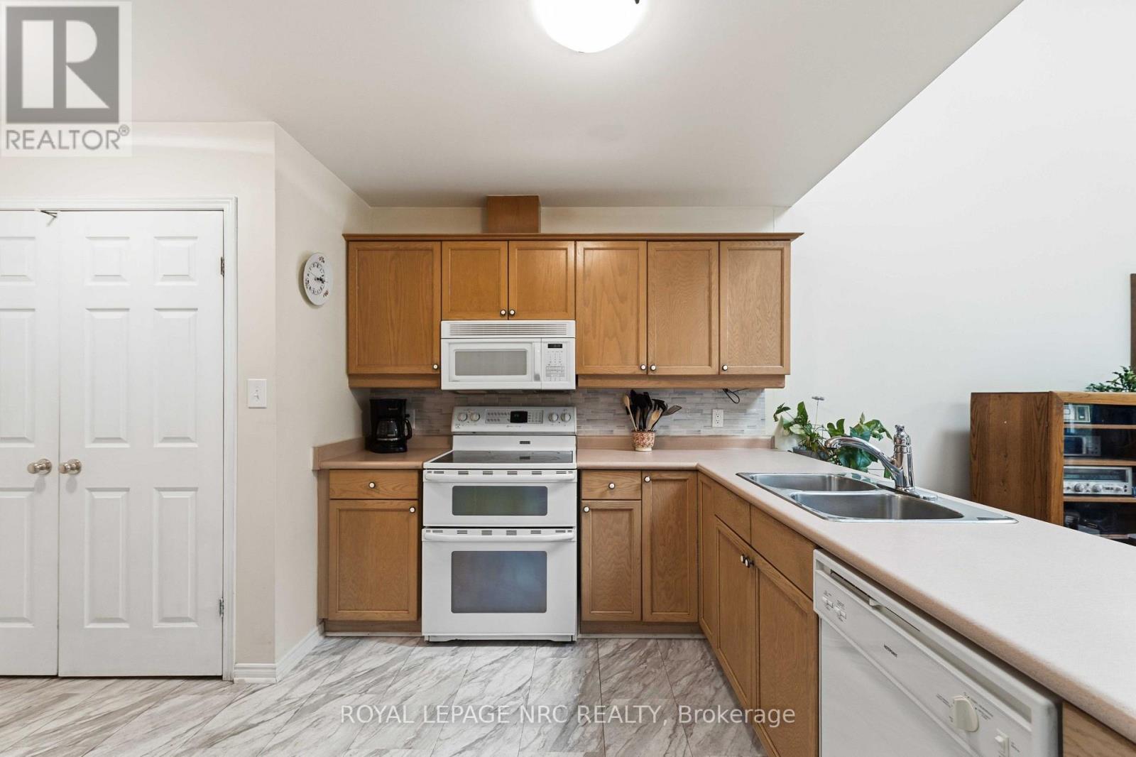 4112 BOYSENBERRY COURT - 13