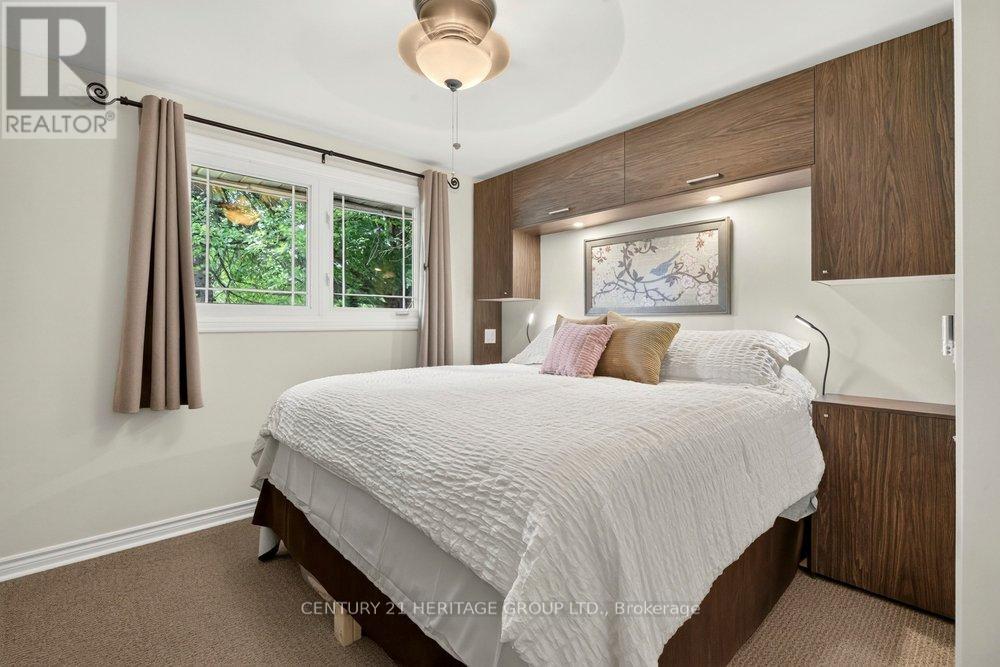 2147 GOVERNORS ROAD - 19