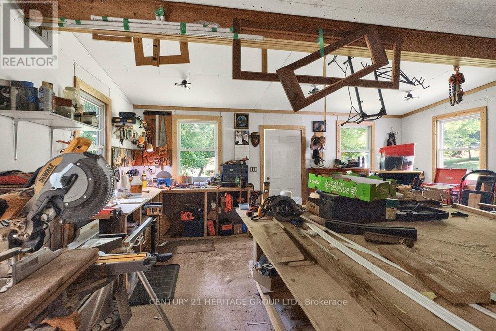 2147 GOVERNORS ROAD - 37