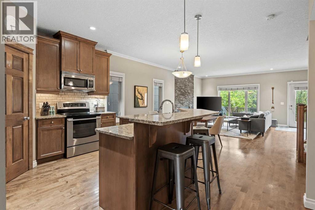 514 22 Avenue NE - 5