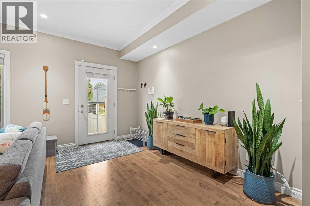 514 22 Avenue NE - 15