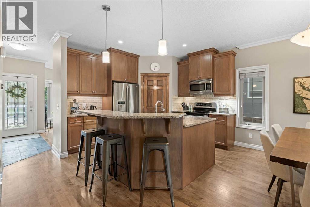514 22 Avenue NE - 8