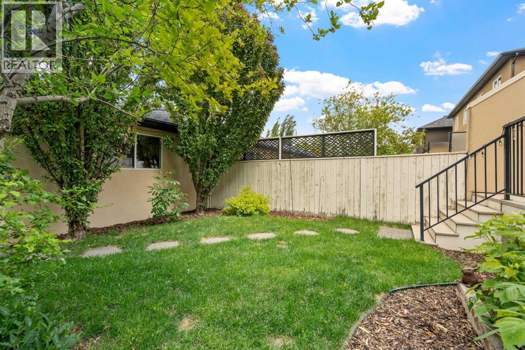514 22 Avenue NE - 30