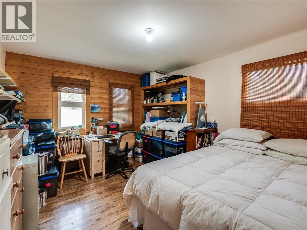 6810 & 6814 Brooks Road - 68