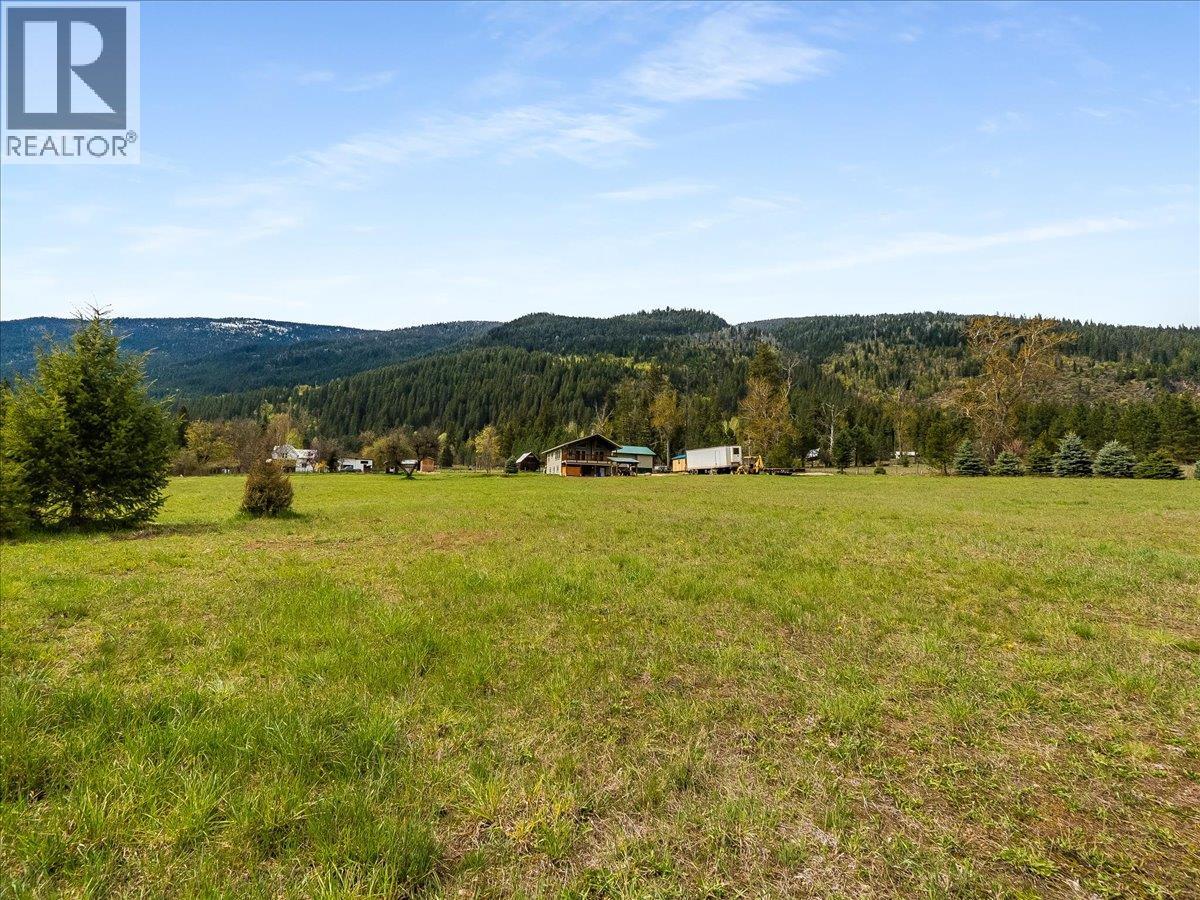 6810 & 6814 Brooks Road - 78