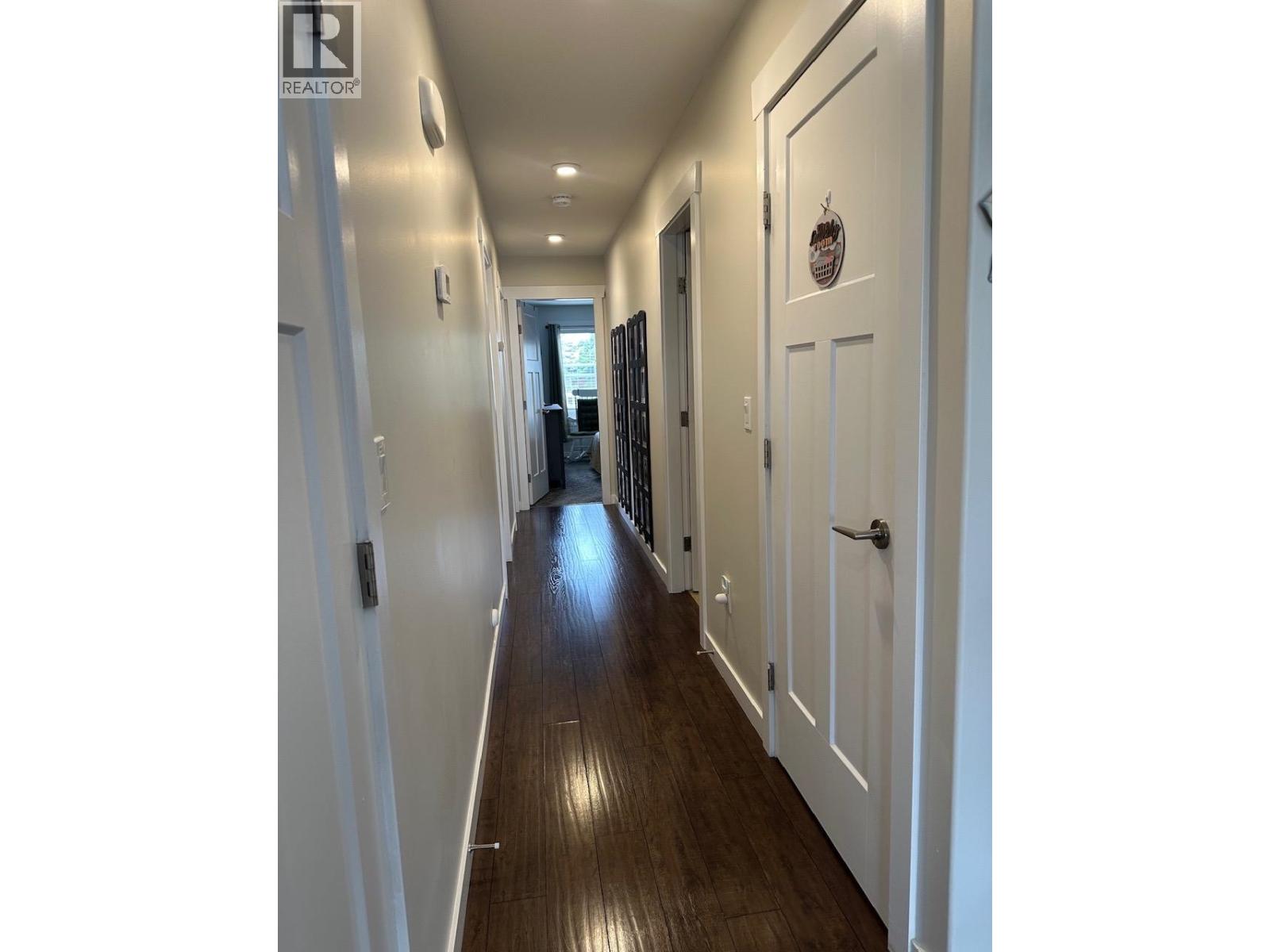 8724 77 STREET - 10