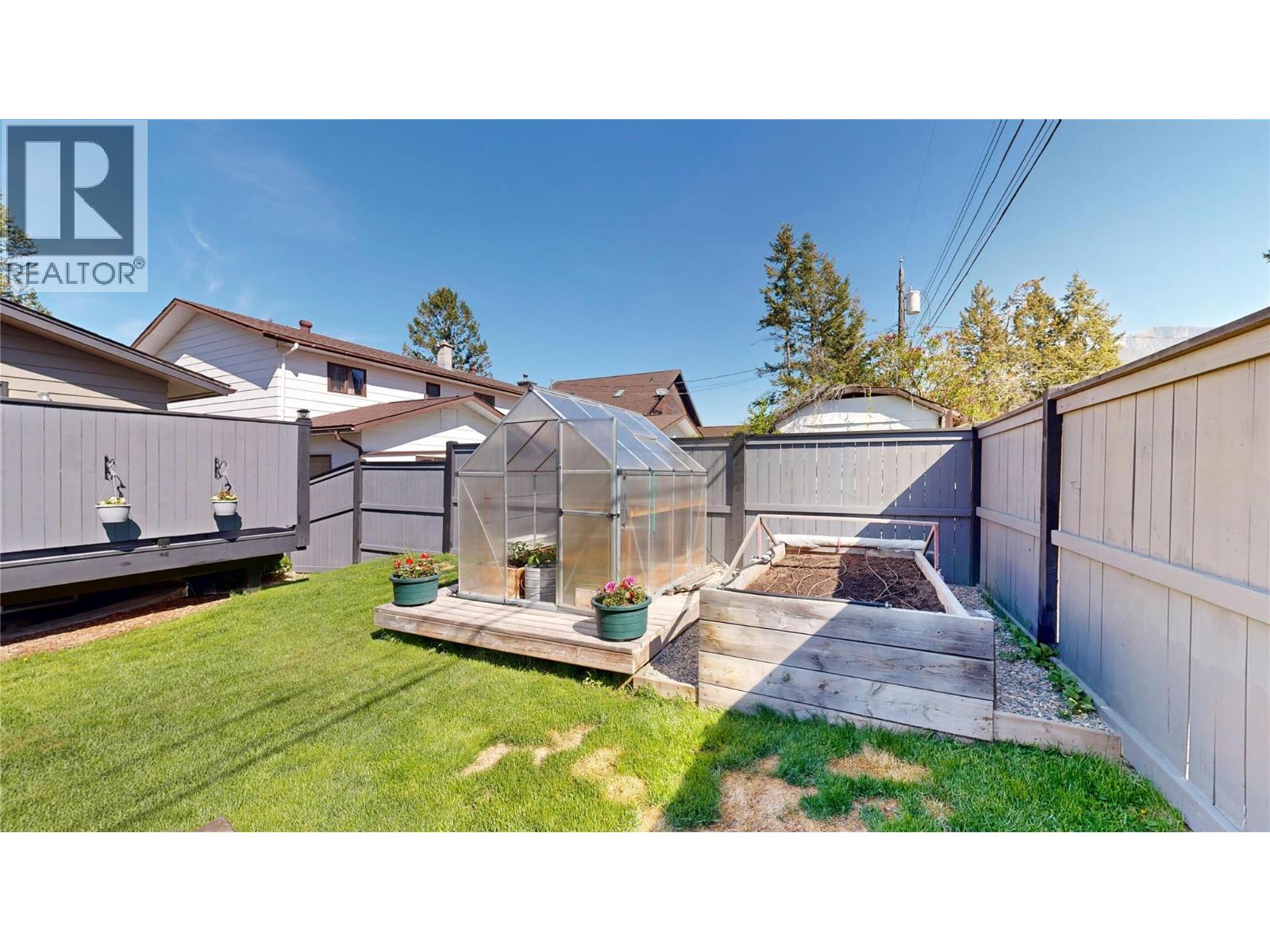 7536 JACKSON Avenue - 42