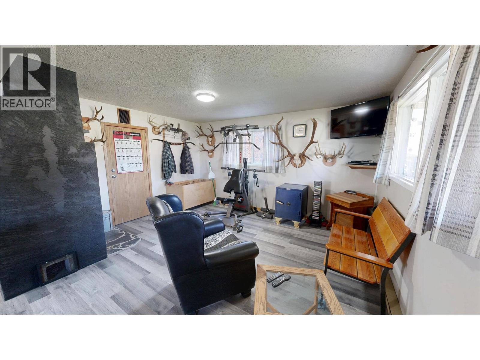 7536 JACKSON Avenue - Image 24