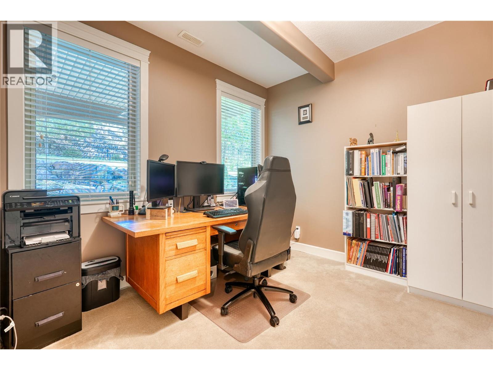 #30 40 Kestrel Place - 24