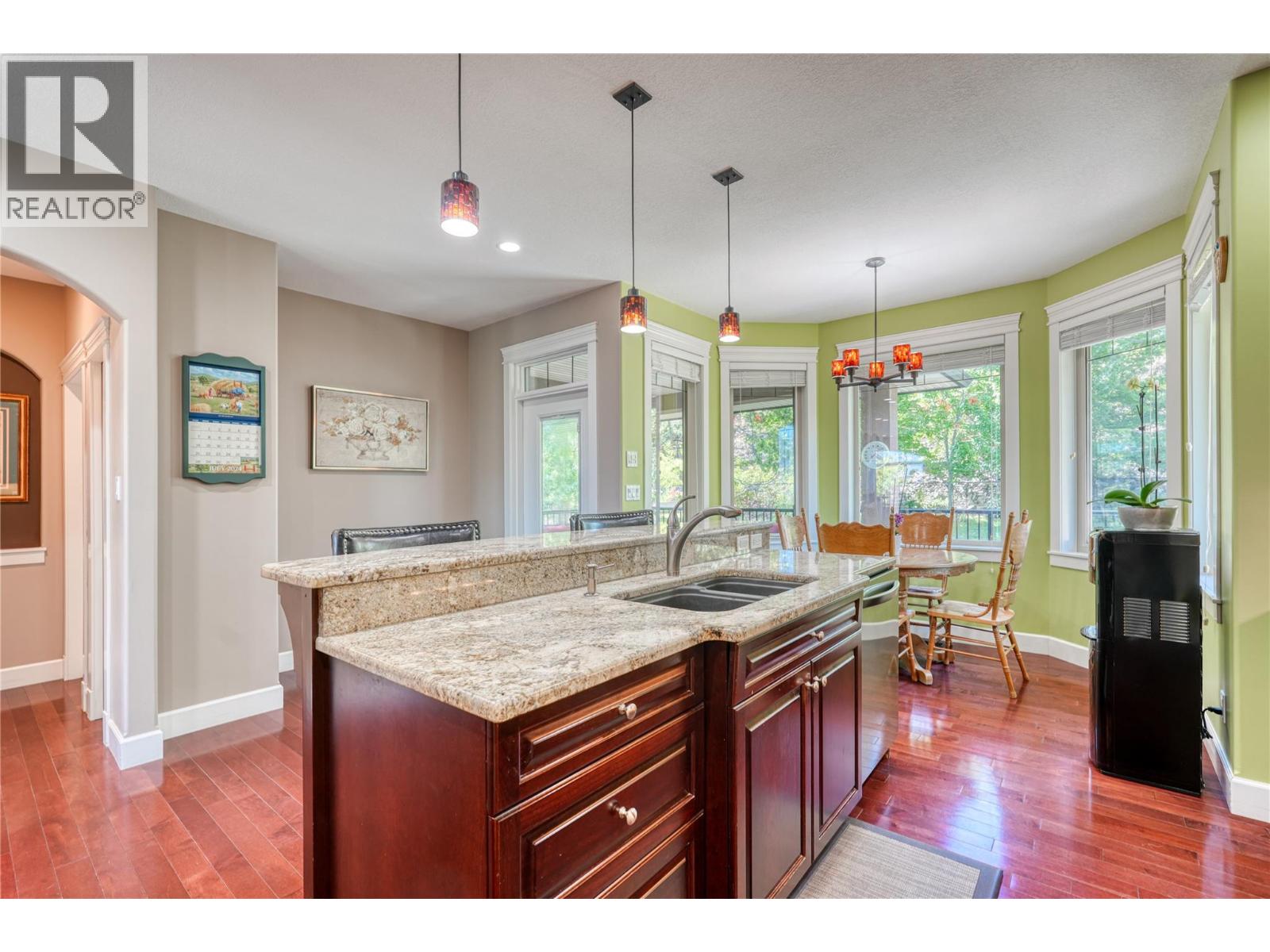 #30 40 Kestrel Place - 13