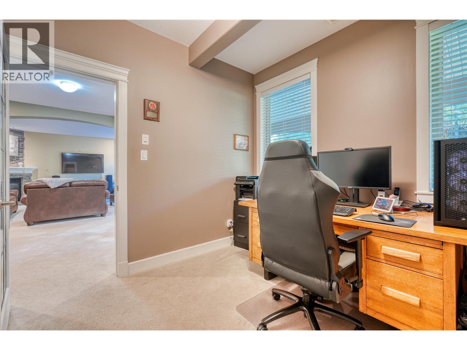 #30 40 Kestrel Place - 25