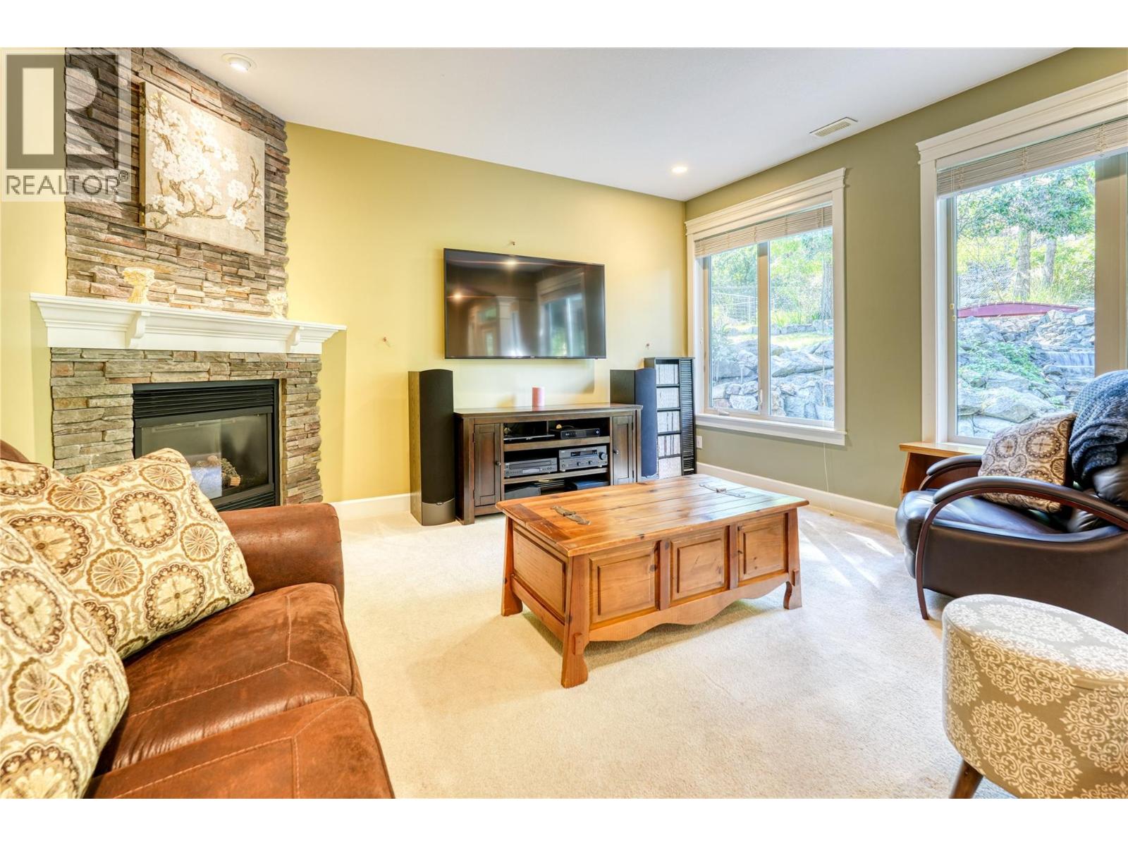 #30 40 Kestrel Place - 26