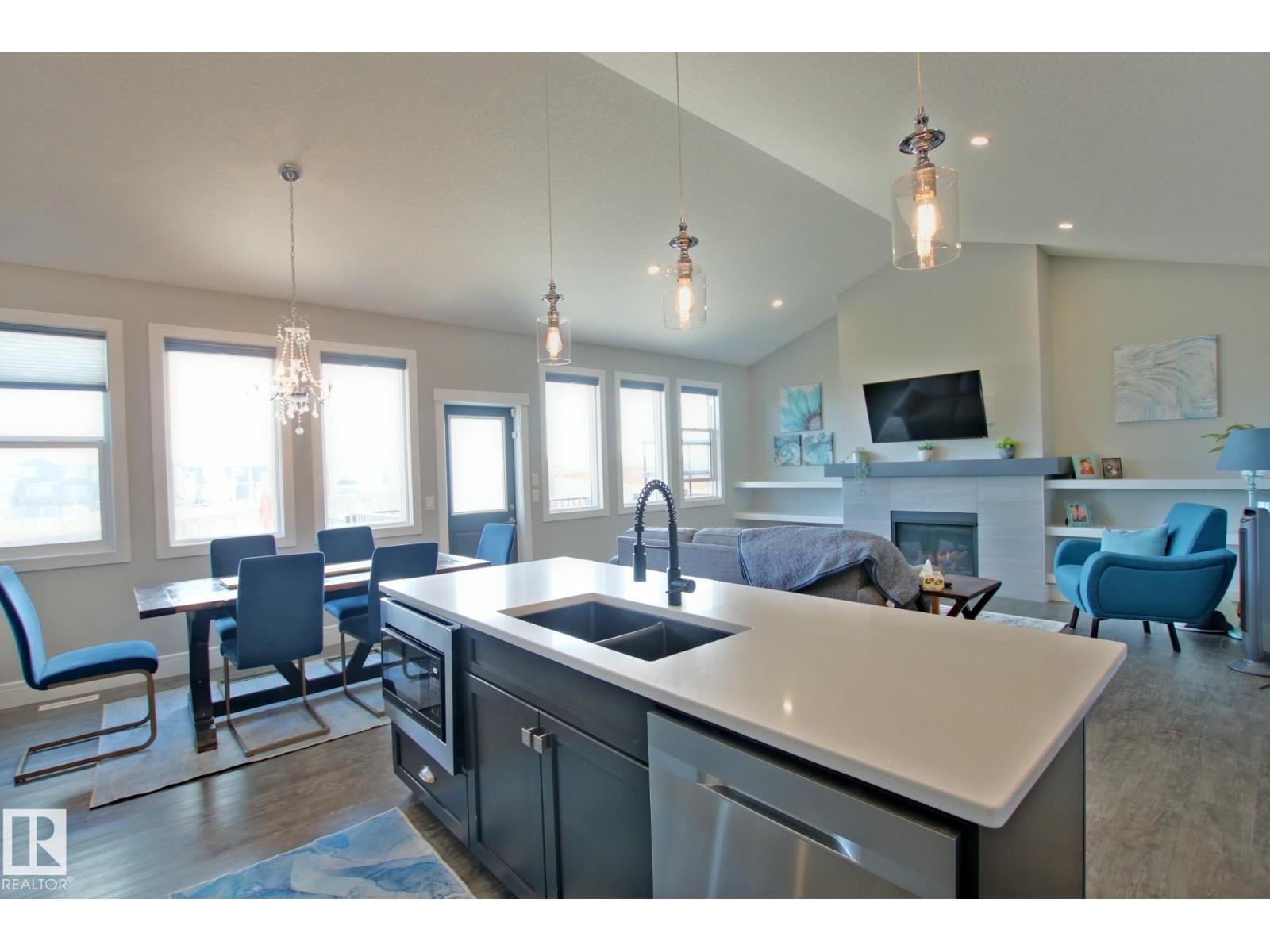 9711 223 ST NW - 16