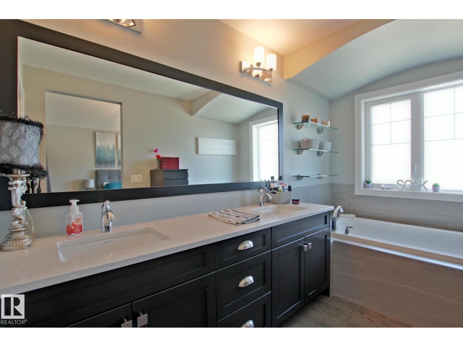 9711 223 ST NW - 25