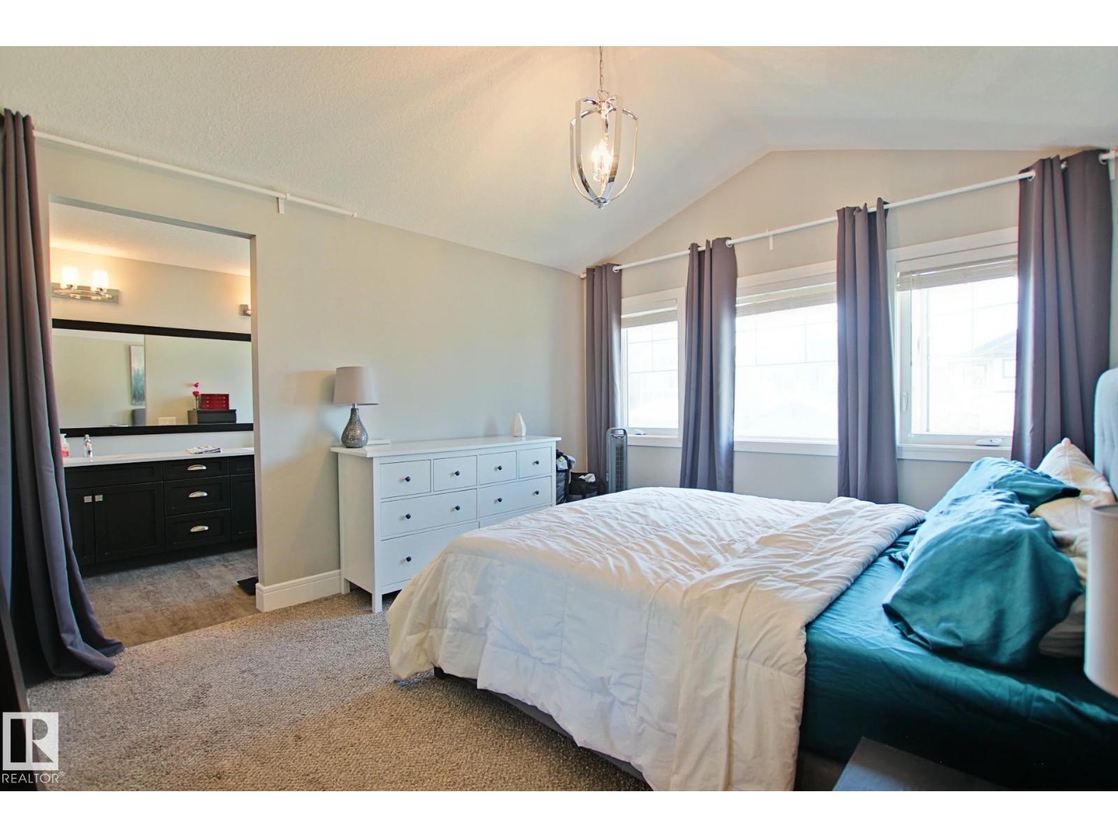 9711 223 ST NW - 23