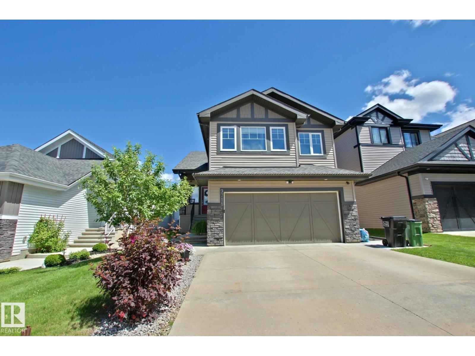 9711 223 ST NW - 41
