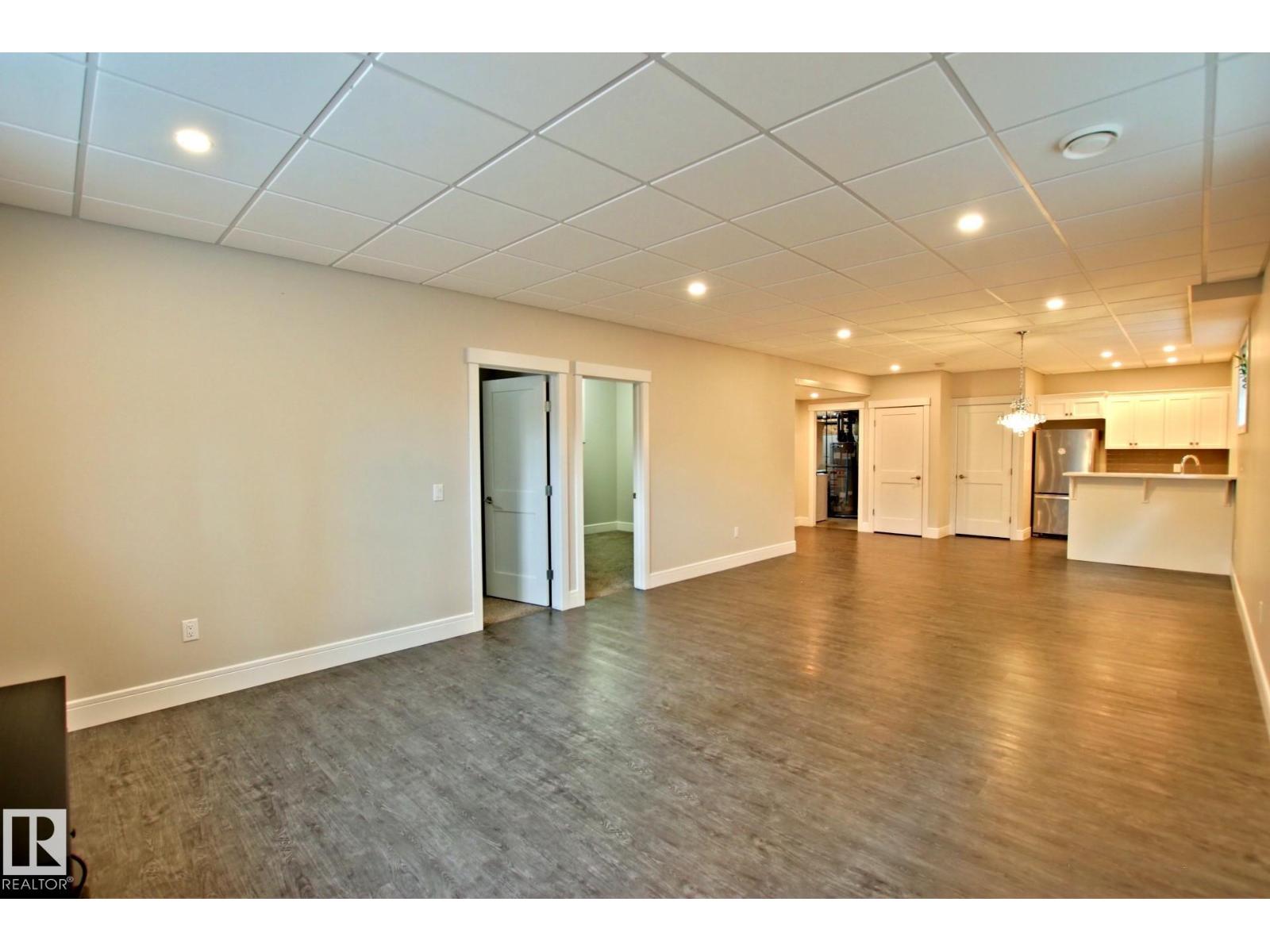 9711 223 ST NW - 33