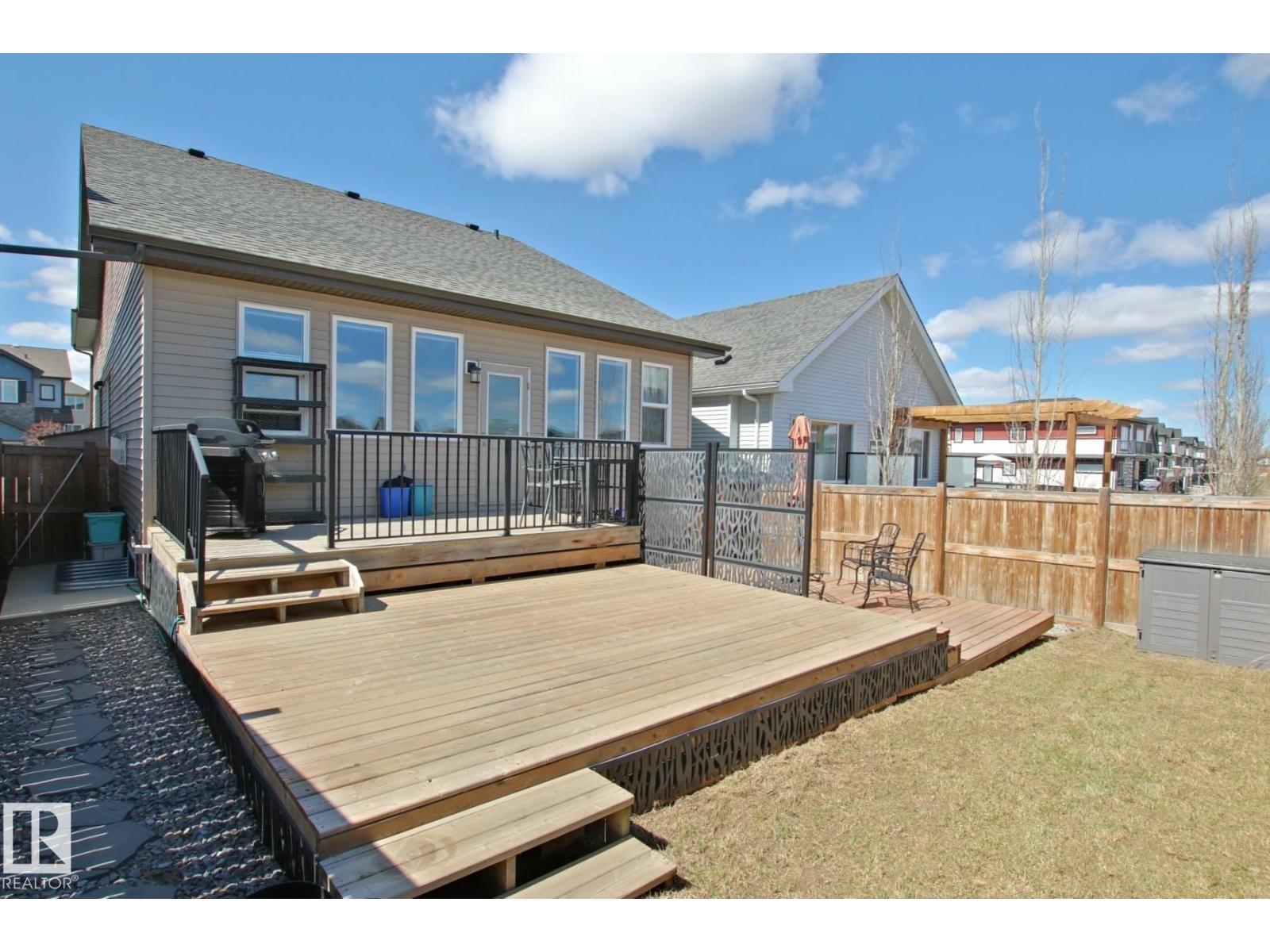 9711 223 ST NW - 45