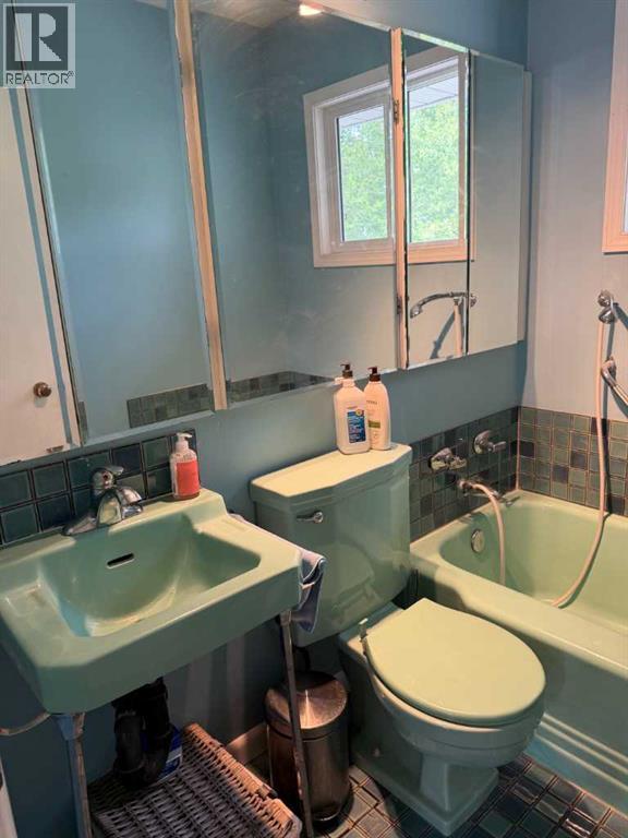 22914 6 Avenue E - 20